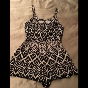 Angie Romper 🌸🌞